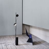 Muuto Post Floor Vloerlamp - Zwart