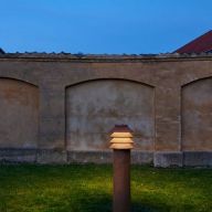 Louis Poulsen Bysted Vloerlamp - 3000K Voetplaat Dali - Bruin