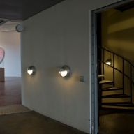 Louis Poulsen Skot Wandlamp - 3000K - Half afgeschermd - Helder - Aluminium