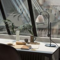 Gubi Bestlite BL1 16 Tafellamp - Messing & Mat grijs