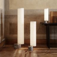 Gubi Unbound H120 Vloerlamp - Grijs marmer & Canvas wit