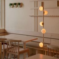 Bocci 84.6 Vloerlamp - Roze - Zwarte base