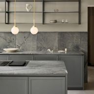 Nuura Apiales 1 Hanglamp - Messing - Opaal