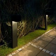 Light-Point Cube Garden Stand Sokkel - Zwart 