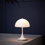 Louis Poulsen Panthella 160 Portable Tafellamp - 2700K - Wit