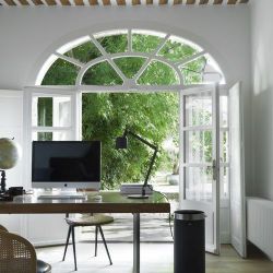 VIPP Vipp521 Bureaulamp met voet - Zwart