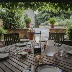 Tala x Farrow & Ball The Muse Tafellamp - Zwart