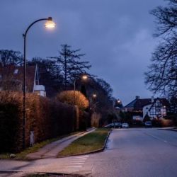 Louis Poulsen Icon Lantaarnpaal - 3000K 3303lm Nightdim - ASY2 - Aan draad gemonteerd - Aluminium