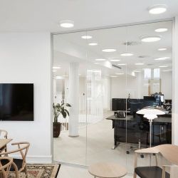 Louis Poulsen Slim Round 250 Semi-recessed Plafondlamp - Kelvin instelbaar Dali - Prismatic - Wit