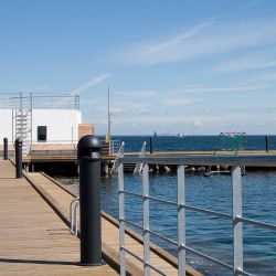 Louis Poulsen Waterfront LED Sokkellamp - 3000K - Geaard - Grondanker - Donkergrijs