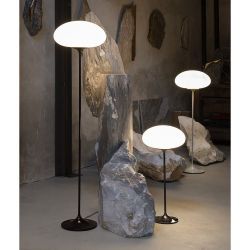 Gubi Stemlite H70 Tafellamp - Zwart rood