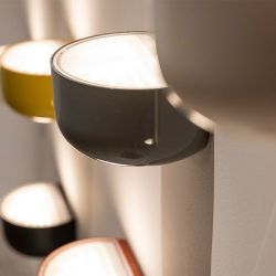 Flos Bellhop Wall Up Wandlamp - Bruin