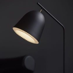 LE KLINT CachÃƒÂ© Black Vloerlamp - Zwart