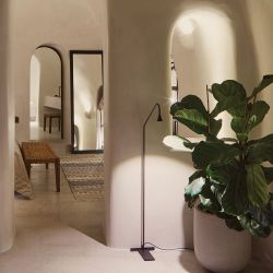 Trizo21 Austere-Floor Vloerlamp - Zwart