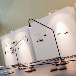 Trizo21 Austere-Table Tafellamp - Grijs