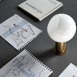 Anour Donya Sphere Tafellamp - Gebruind messing