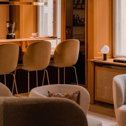 Anour Donya Sphere Tafellamp - Gepolijst messing