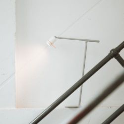 Tonone ONE + Desk Bureaulamp - Grijs