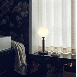 Nuura Miira Tafellamp - Messing - Opaal