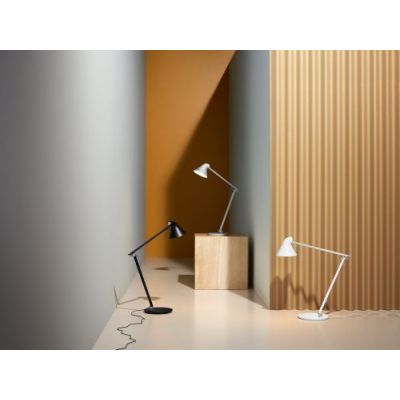 Louis Poulsen NJP Tafellamp met voet - 3000K - Zwart