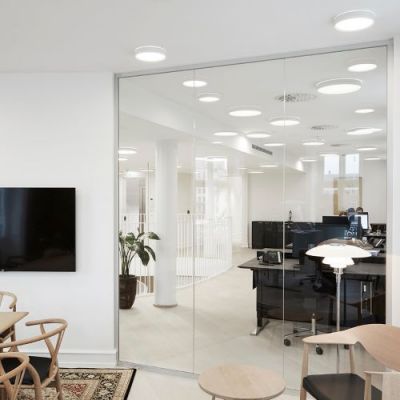Louis Poulsen Slim Round 680 Semi-recessed Plafondlamp - Kelvin instelbaar 4809lm Dali - Prismatic - Wit