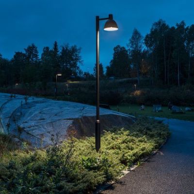 Louis Poulsen Toldbod Post 290 Lantaarnpaal - 48 - 3000K Dali - Zwart