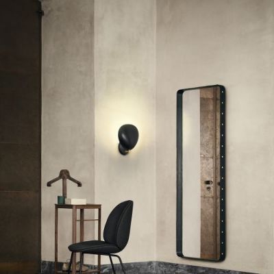 Gubi Cobra Wandlamp - Mat zwart