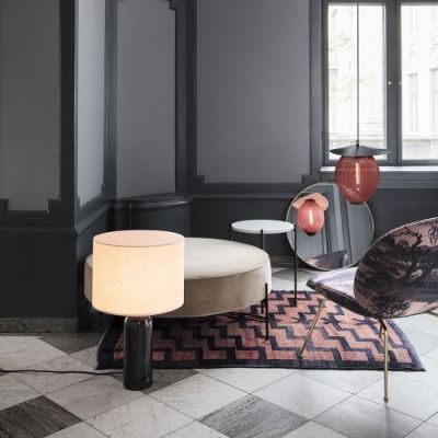 Gubi Gravity Large Tafellamp - Zwart marmer & Wit