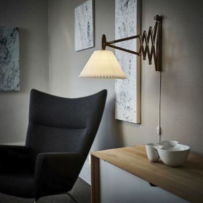 LE KLINT Sax 223-2/17 Wandlamp - Gerookt eiken met papieren kap - Wit