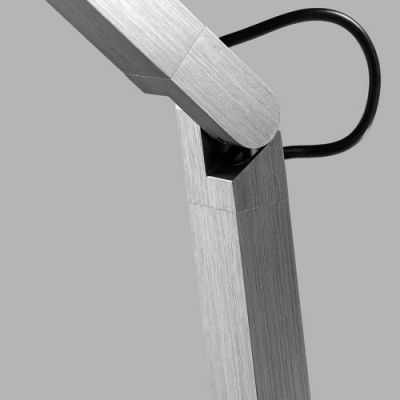 Light-Point Dark T2 Tafellamp met tafelklem - Titanium 